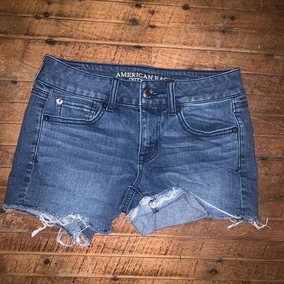 American Eagle Outfitters Pants - American Eagle medium wash size 4 Daisy Duke shortie shorts